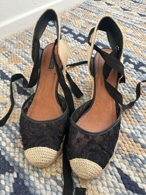 Lace Tie-Ankle Espadrille Flats in Black & Natural